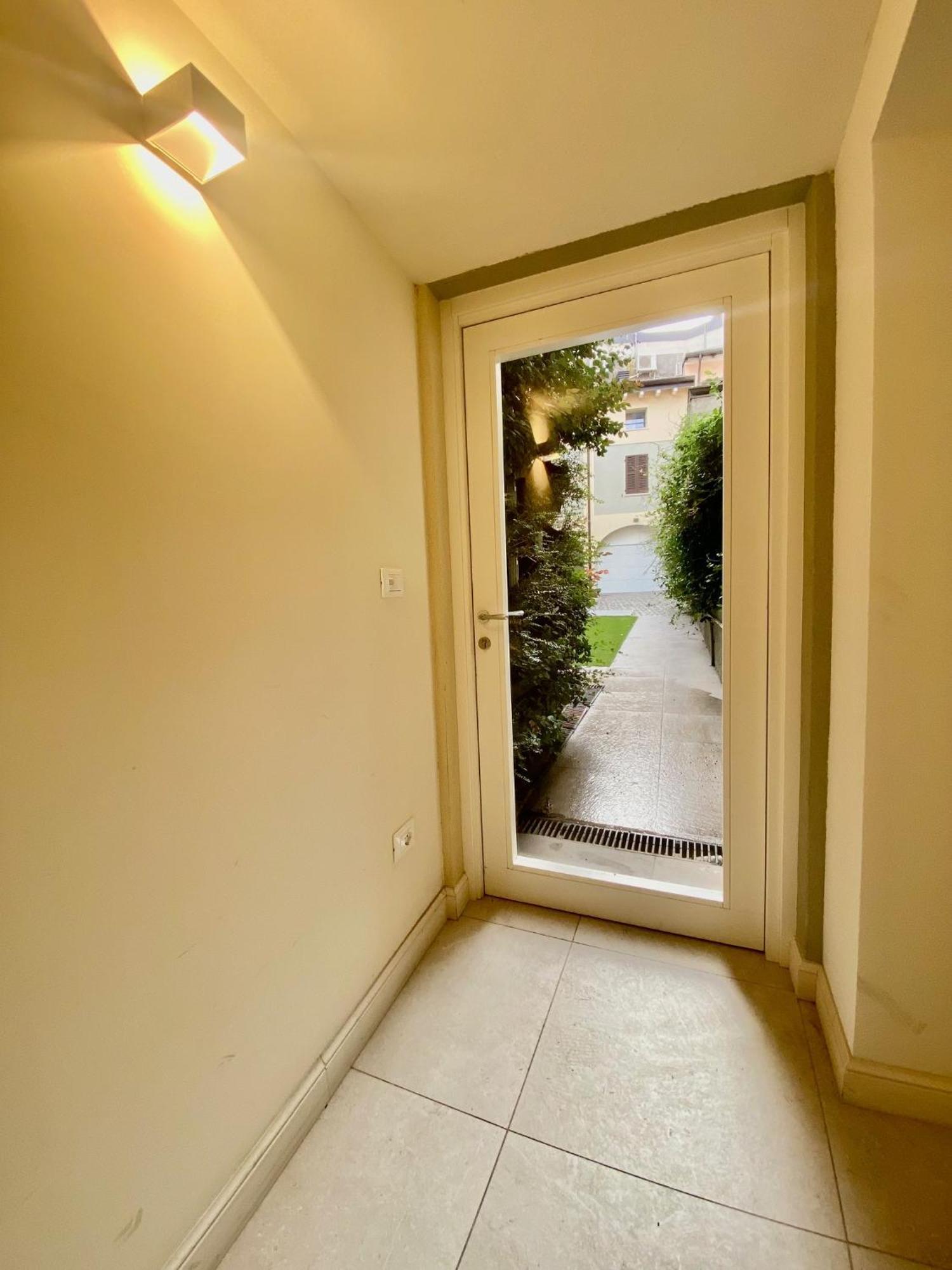 Malvezzi24 Boutique Rooms Desenzano del Garda Exterior foto